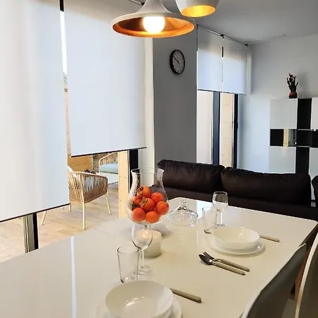 Allonbay & House *