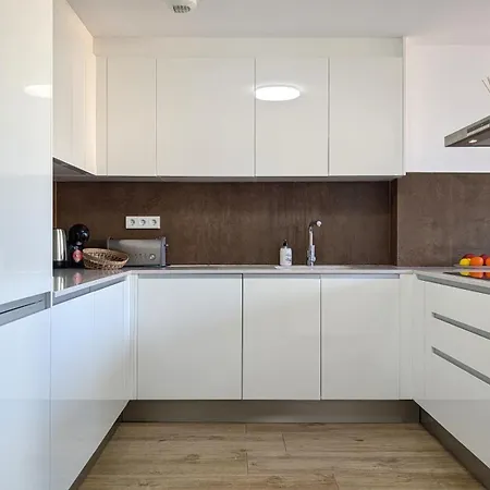 Allonbay & House Apartamento *