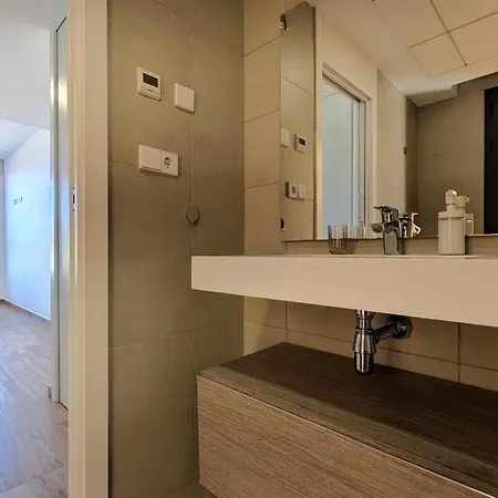 Allonbay & House * Villajoyosa